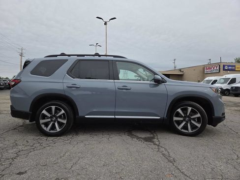 Used 2024 Honda Pilot Elite image 18
