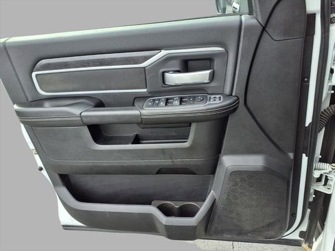 Used 2024 RAM 2500 Big Horn image 16