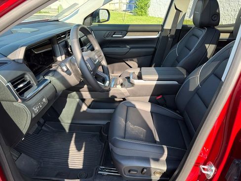 Used 2026 GMC Terrain Denali w/ LPO, Floor Liner Package AWD/4WD image 21