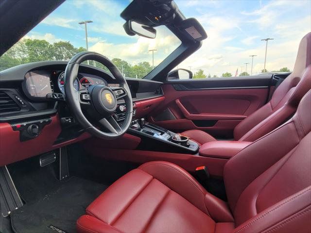 Used 2022 Porsche 911 Carrera GTS RWD image 18