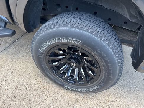 Used 2019 Ford Ranger XLT w/ Equipment Group 302A Luxury AWD/4WD image 7