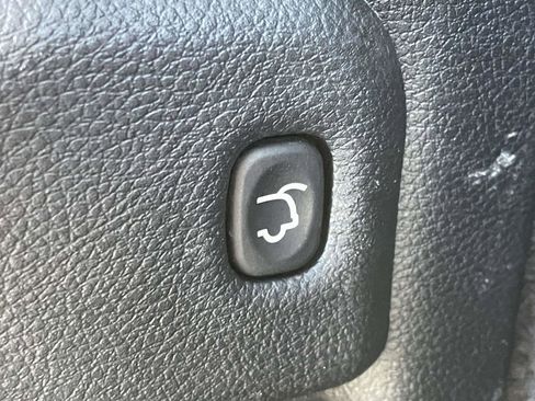 Used 2020 Dodge Durango GT image 39