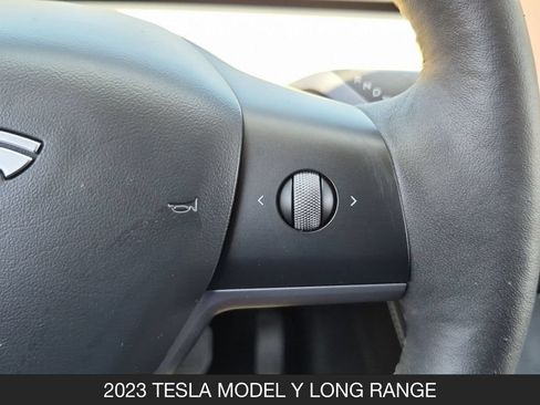 Used 2023 Tesla Model Y Long Range AWD/4WD image 18