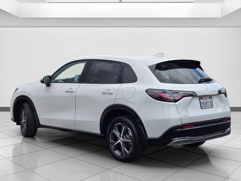 Certified 2023 Honda HR-V EX-L image 7