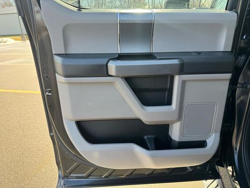 Used 2015 Ford F150 XLT w/ Equipment Group 301A Mid image 28