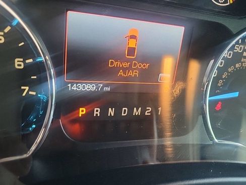 Used 2012 Ford F150 XLT w/ XLT Chrome Pkg RWD image 8