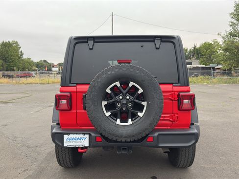 Used 2025 Jeep Wrangler Unlimited Rubicon AWD/4WD image 25