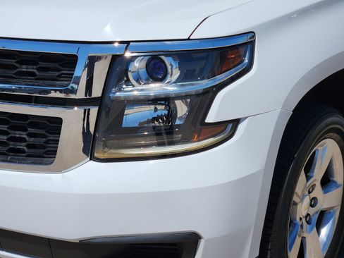 Used 2015 Chevrolet Tahoe LT image 11