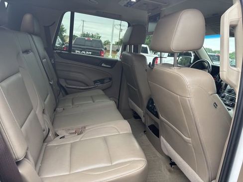 Used 2018 GMC Yukon SLT w/ Premium Edition RWD image 13
