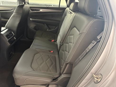 Used 2026 Volkswagen Atlas Cross Sport SE AWD/4WD image 28
