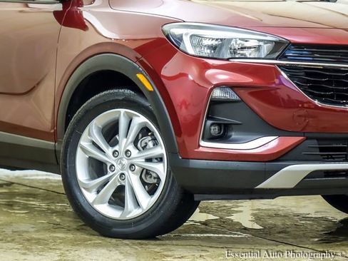 Used 2023 Buick Encore GX Preferred w/ Cold Weather Comfort Package FWD image 4