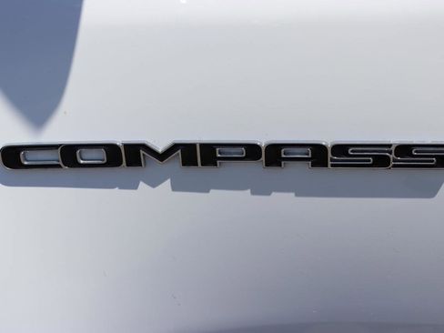 Used 2024 Jeep Compass Latitude AWD/4WD image 55