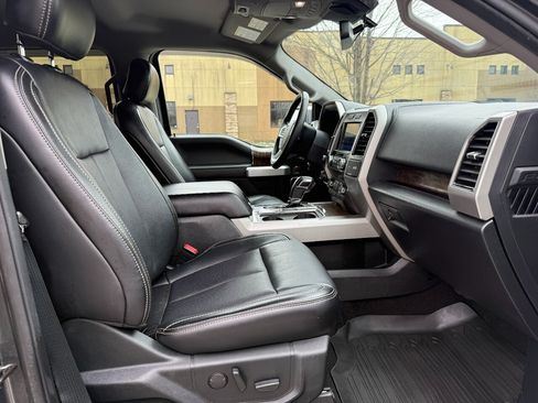 Used 2019 Ford F150 Lariat AWD/4WD image 11