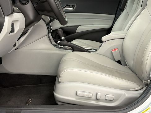 Used 2022 Acura ILX w/ Premium Package FWD image 16