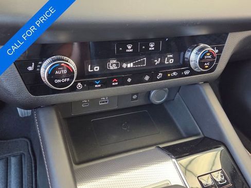 New 2026 Nissan Rogue Platinum AWD/4WD image 22