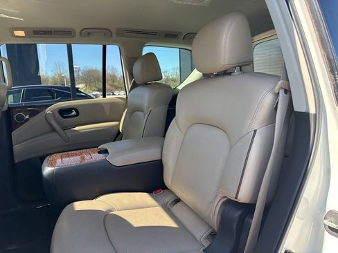 Used 2019 Nissan Armada SL w/ Premium Package image 24
