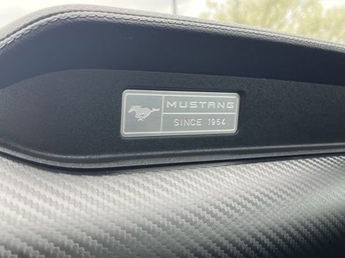 Used 2016 Ford Mustang Convertible image 31