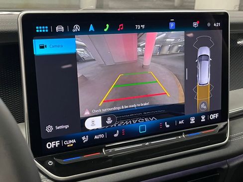 New 2025 Volkswagen Tiguan SE image 29