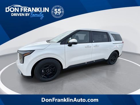 New 2026 Kia Carnival LX image 1