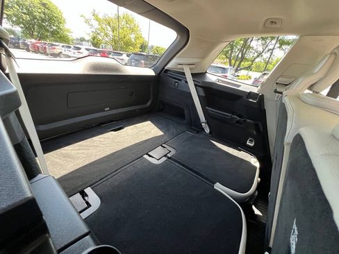 Used 2022 Volvo XC90 T5 Momentum w/ Advanced Package AWD/4WD image 32