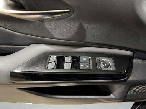 Used 2023 Lexus ES 350 image 19