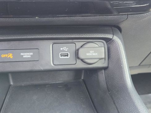 Used 2023 Honda Civic Sport image 12