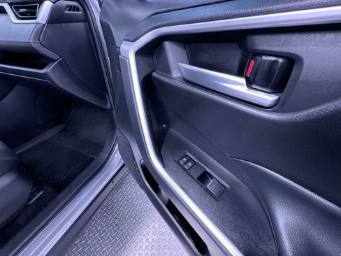Used 2025 Toyota RAV4 XLE w/ Convenience Package FWD image 35