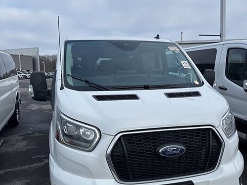 Used 2023 Ford Transit 350 XLT image 5