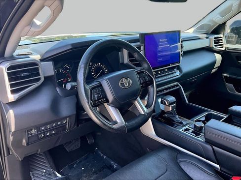 Used 2022 Toyota Tundra Limited w/ Power Package AWD/4WD image 17