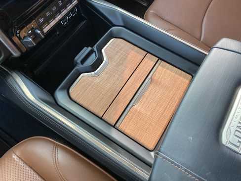 Used 2022 RAM 3500 Limited w/ Max Tow Package image 35