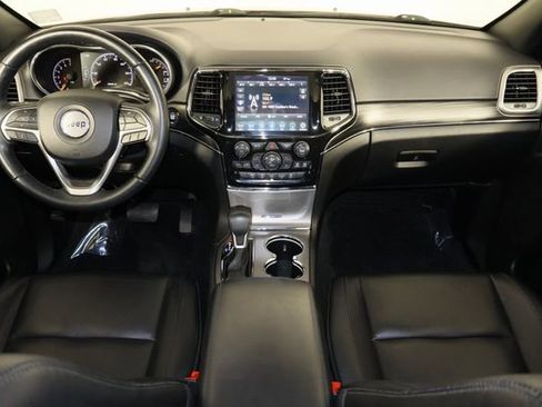 Used 2022 Jeep Grand Cherokee Limited image 14