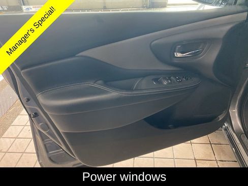 Used 2024 Nissan Murano SV AWD/4WD image 10