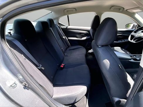 Used 2024 Nissan Sentra S FWD image 22