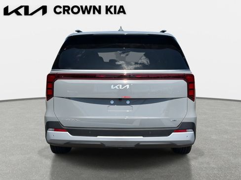 New 2026 Kia Carnival EX image 6