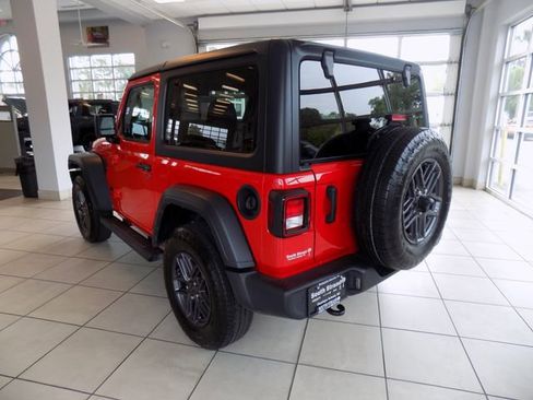 Certified 2024 Jeep Wrangler Sport AWD/4WD image 5