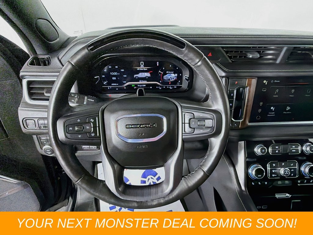 Used 2024 GMC Yukon XL Denali Ultimate AWD/4WD image 11