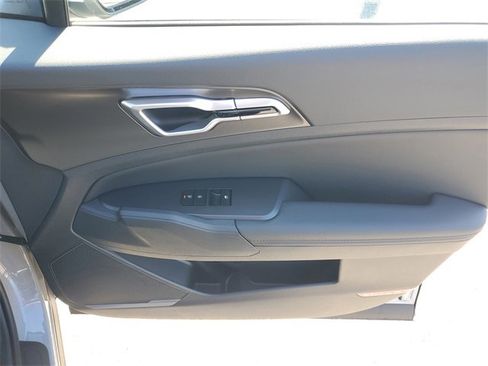 New 2026 Kia Sportage EX w/ EX Panorama Roof Package image 10