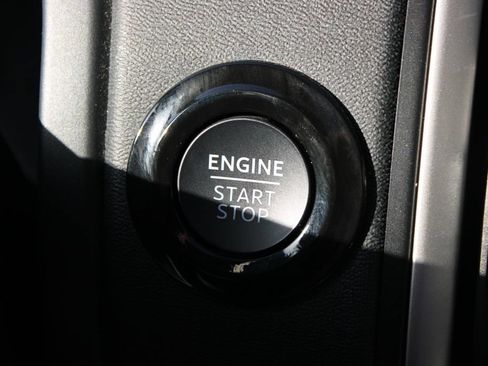 Used 2025 Ford Expedition Active AWD/4WD image 21