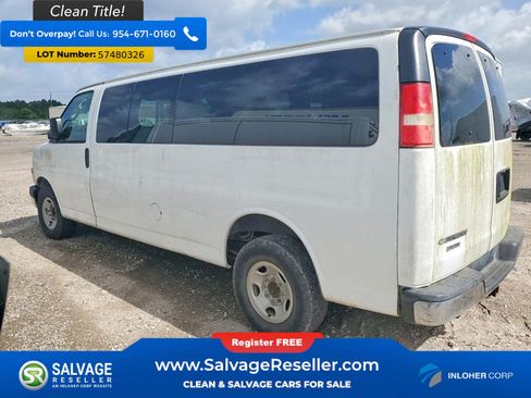 Used 2016 Chevrolet Express 3500 LT w/ LT Preferred Equipment Group RWD image 3