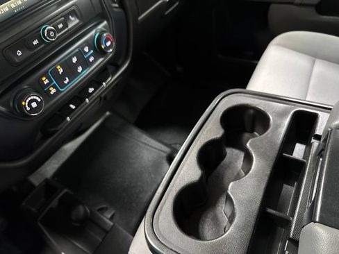 Used 2017 Chevrolet Silverado 1500 W/T w/ Trailering Package AWD/4WD image 18