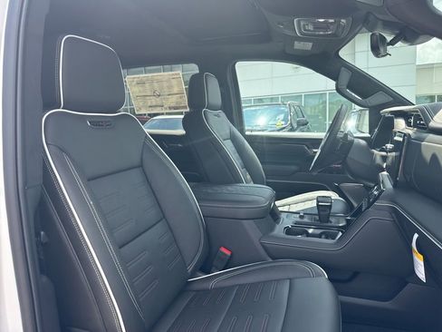 New 2026 GMC Sierra 1500 AT4X AWD/4WD image 21