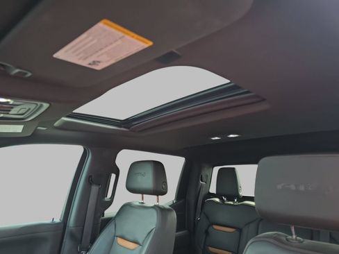 Used 2020 GMC Sierra 1500 AT4 w/ AT4 Premium Package AWD/4WD image 33