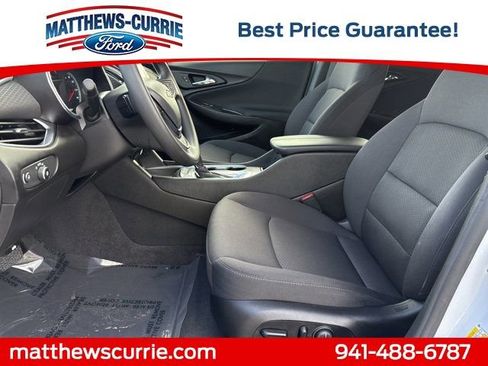 Used 2020 Chevrolet Malibu LT w/ Redline Edition image 9