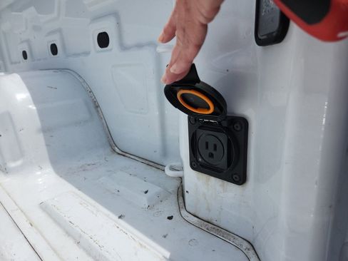 Certified 2024 Chevrolet Silverado 1500 Custom image 13