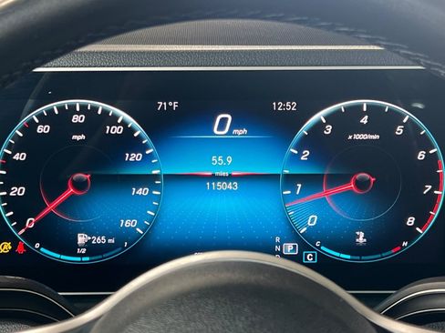 Used 2020 Mercedes-Benz GLE 350 4MATIC image 23