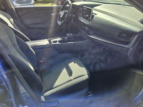 Used 2023 Nissan Rogue SV AWD/4WD image 16