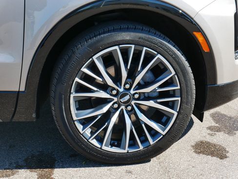 Used 2024 Cadillac XT4 Sport AWD/4WD image 14