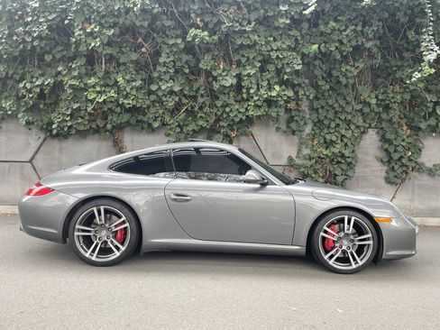 Used 2012 Porsche 911 Carrera S image 2