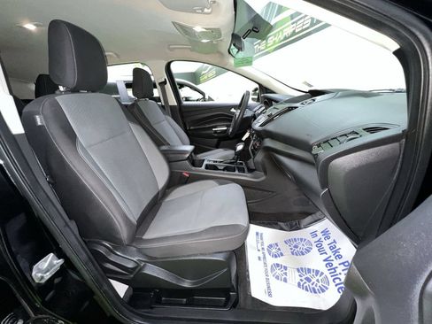Used 2018 Ford Escape SE FWD image 28
