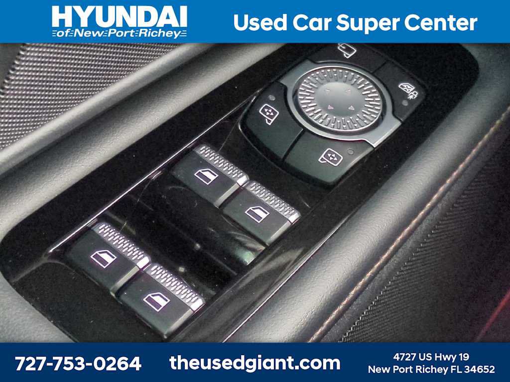 Used 2024 Lincoln Nautilus Reserve w/ Equipment Group 202A AWD/4WD image 29